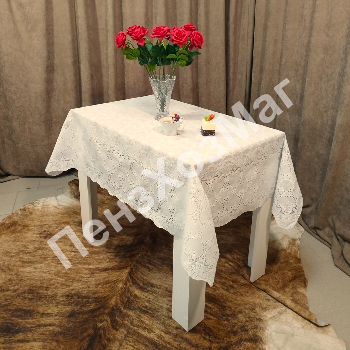 Скатерть-клеенка ЛИОН 137×183 cм БЕЖ  [OLP-1044VP183] ПензХозМаг